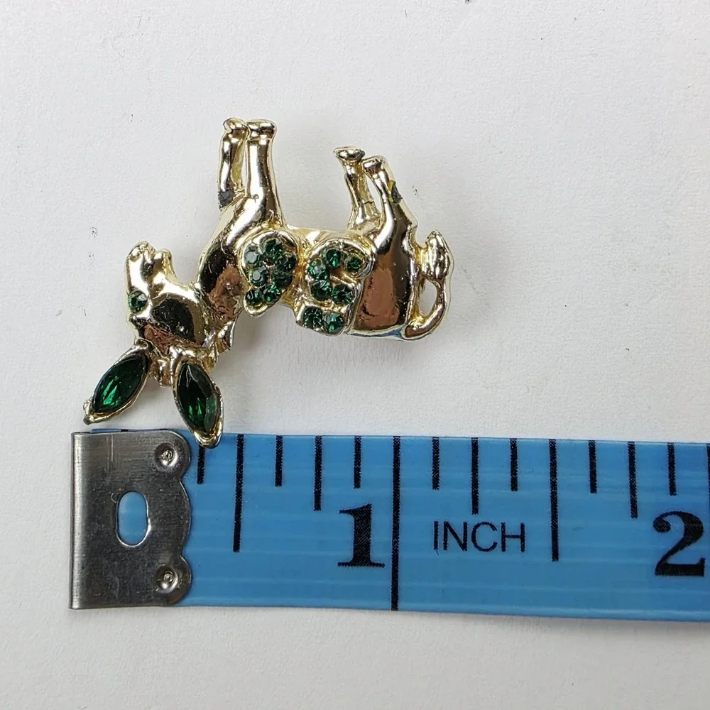 Vintage 56  Democratic Party Donkey Mule Gold Tone Green Rhinestone Lapel Pin